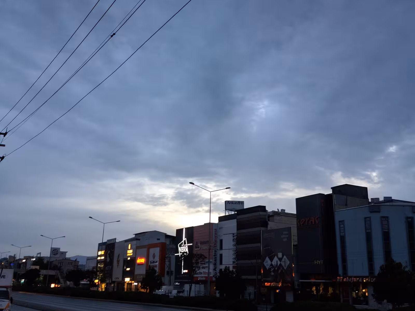 Çağsan Otogaz — Akaryakıt Ve LPG İstasyonları, Karabağlar · fotoğraf 5
