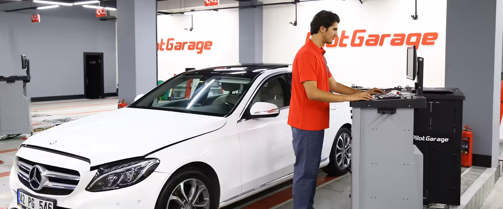 Pilot Garage Akçay Caddesi Gaziemir Oto Ekspertiz — Oto Ekspertiz, Gaziemir · fotoğraf 1