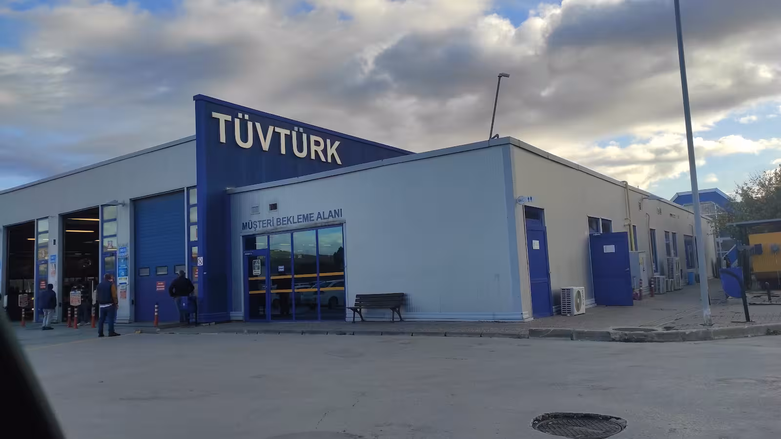 TÜVTÜRK Araç Muayene İstasyonu — Araç Muayene İstasyonları, Yenimahalle · fotoğraf 2