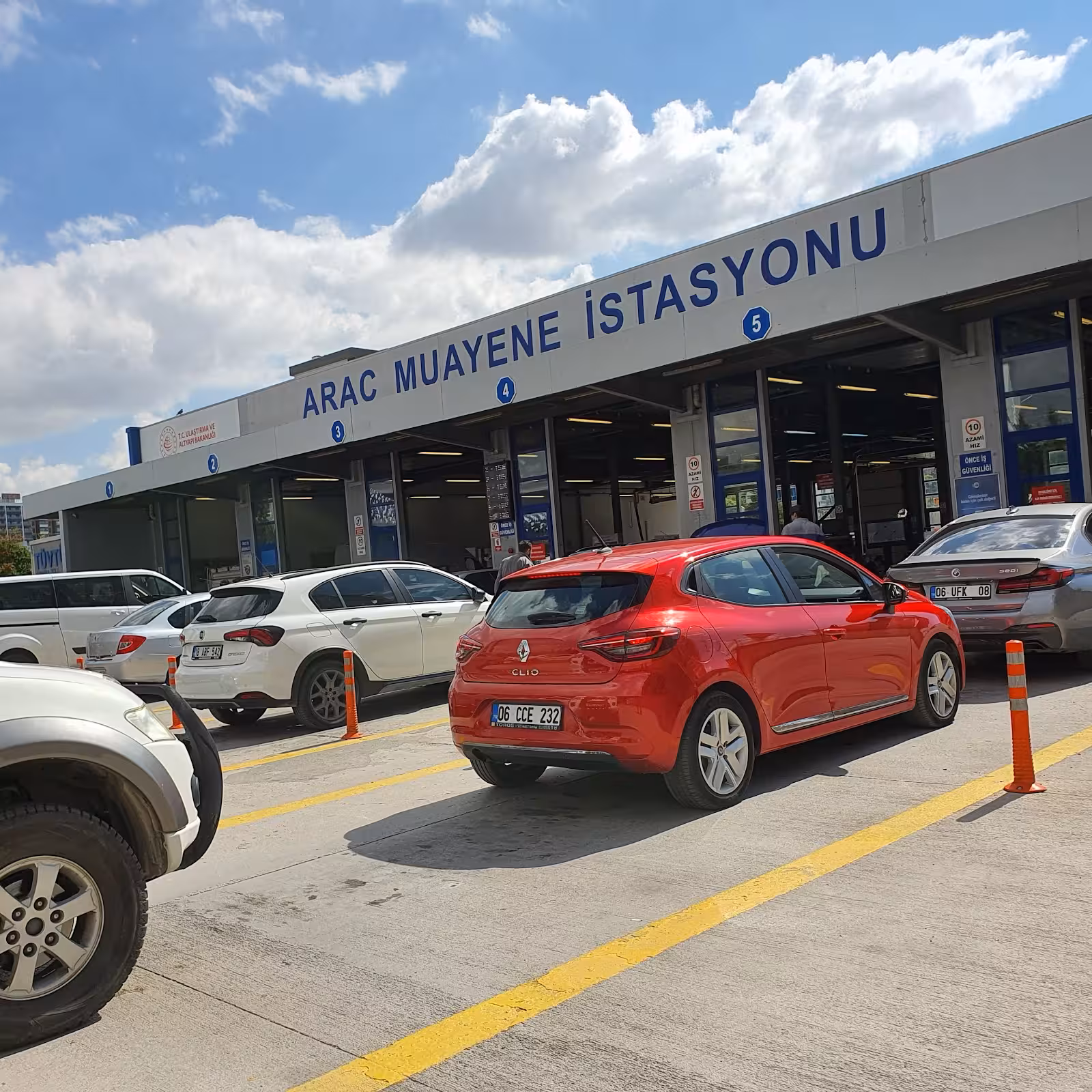TÜVTÜRK Araç Muayene İstasyonu (İstanbul Yolu) — Araç Muayene İstasyonları, Etimesgut · fotoğraf 1