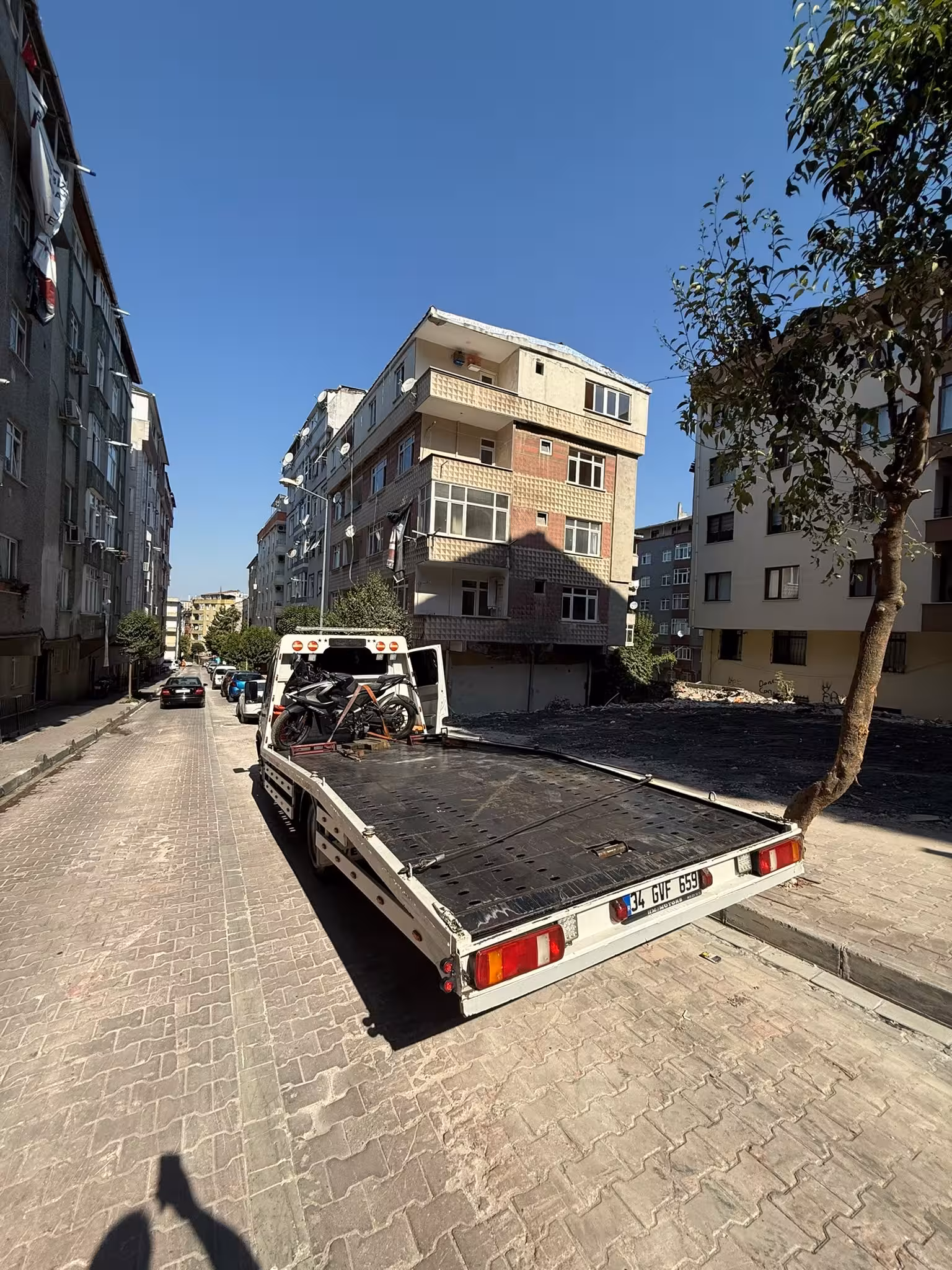 DİRİLİŞ YOL YARDIM - FATİH ÇEKİCİ — Çekici Ve Yol Yardım, Fatih · fotoğraf 5