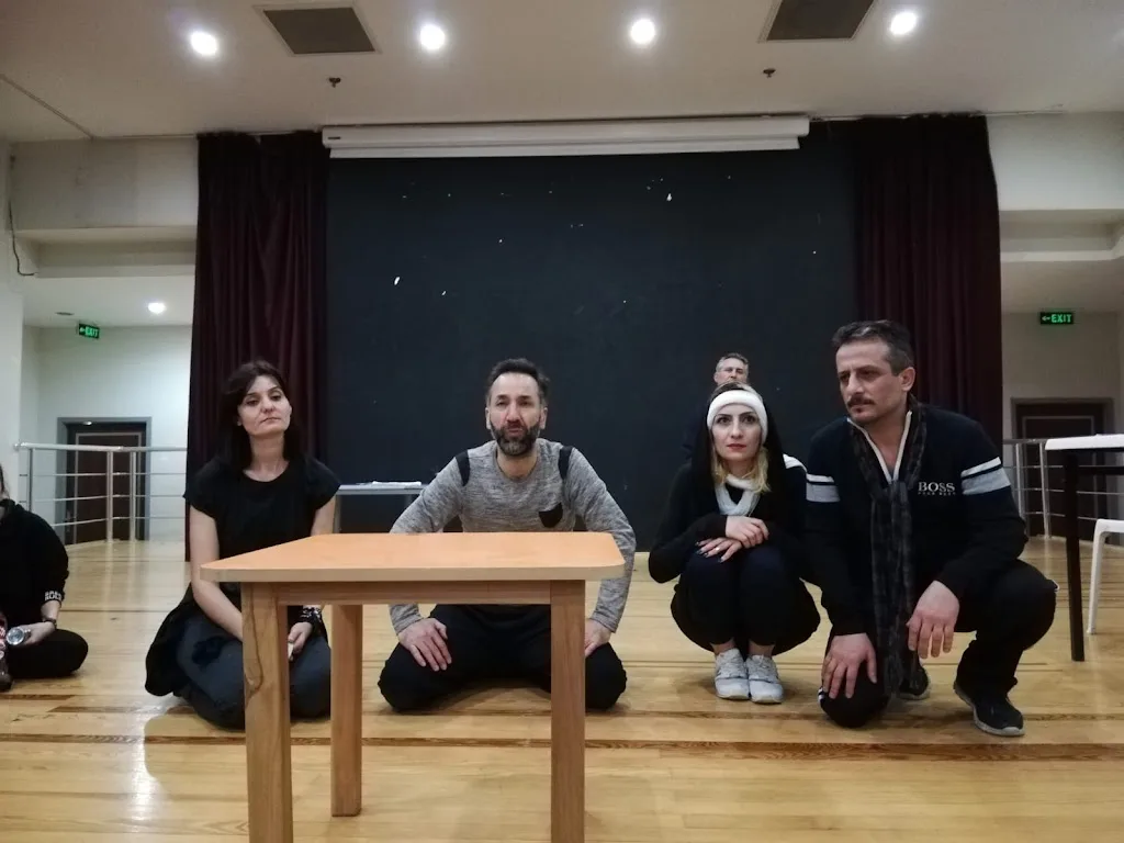 Buca Belediyesi Olimpik Yüzme Havuzu Konferans Salonu — Yüzme Havuzları, Buca · fotoğraf 1
