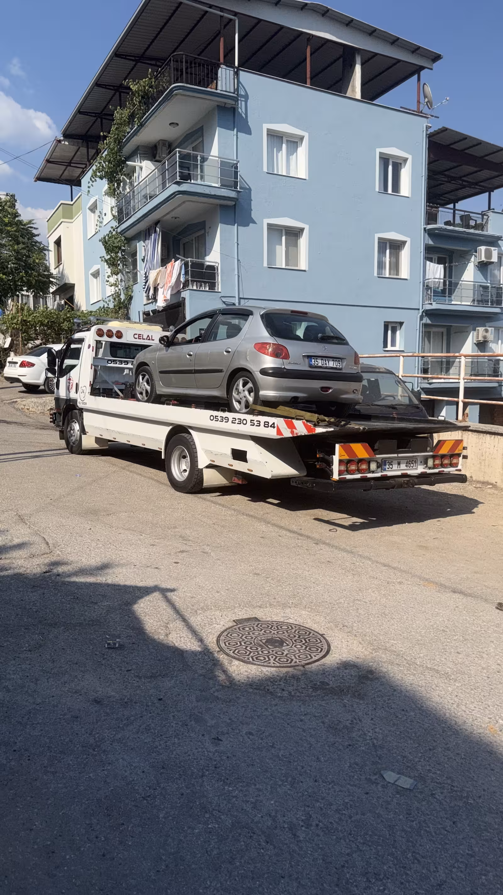 İzmir Çekici | Gaziemir Çekici | Karabağlar Çekici | ER OTO Kurtarma — Çekici Ve Yol Yardım · fotoğraf 5