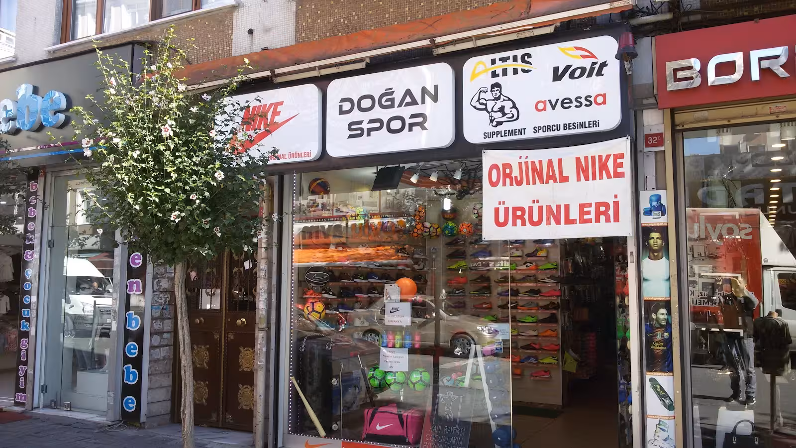 Doğan Spor Malzemeleri — Spor Ekipman Mağazaları, Fatih · fotoğraf 1