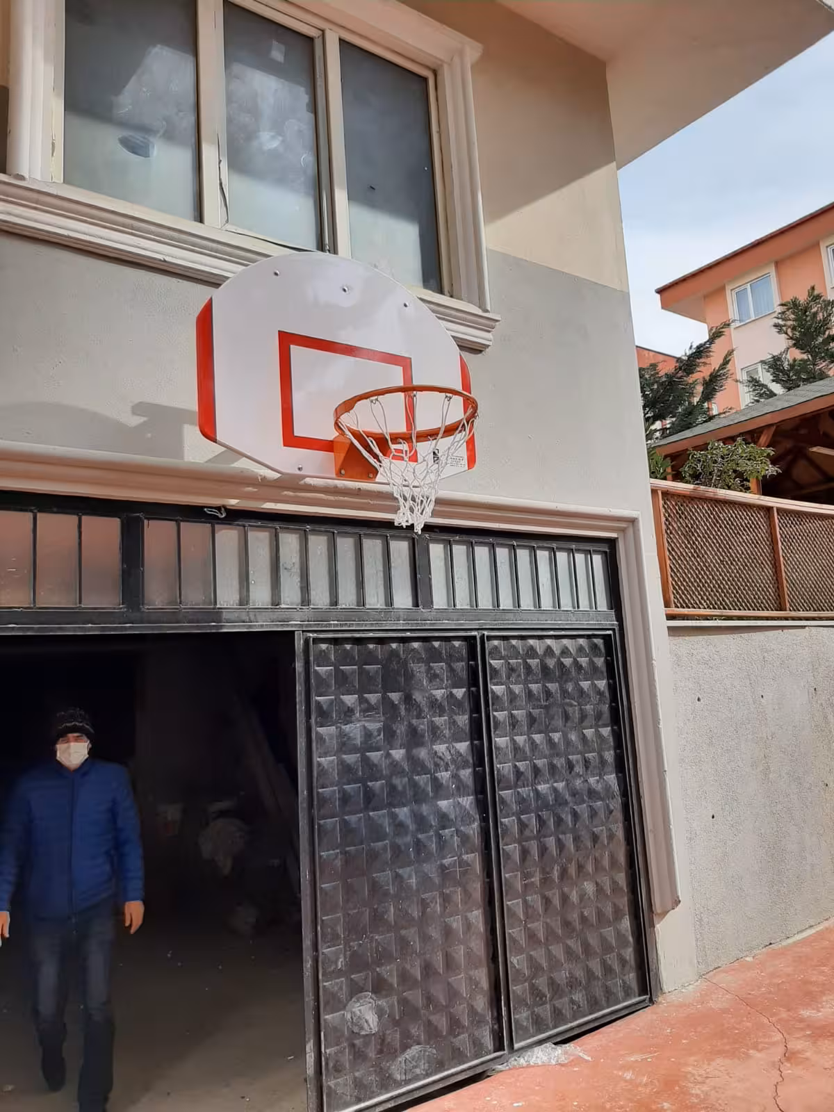 Hayat Spor - Spor Ekipmanları İmalatçısı — Spor Ekipman Mağazaları, Ümraniye · fotoğraf 1