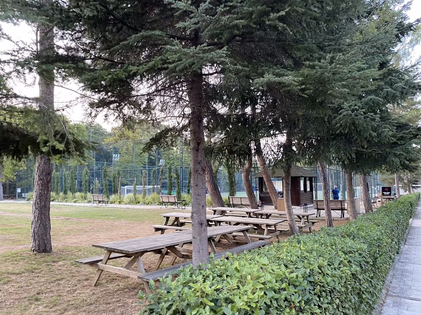 Koç Topluluğu Spor Kulübü — Spor Kulüpleri, Üsküdar · fotoğraf 3