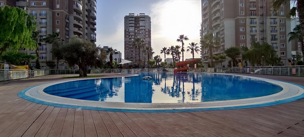 Soyak A Bölgesi Havuz Park