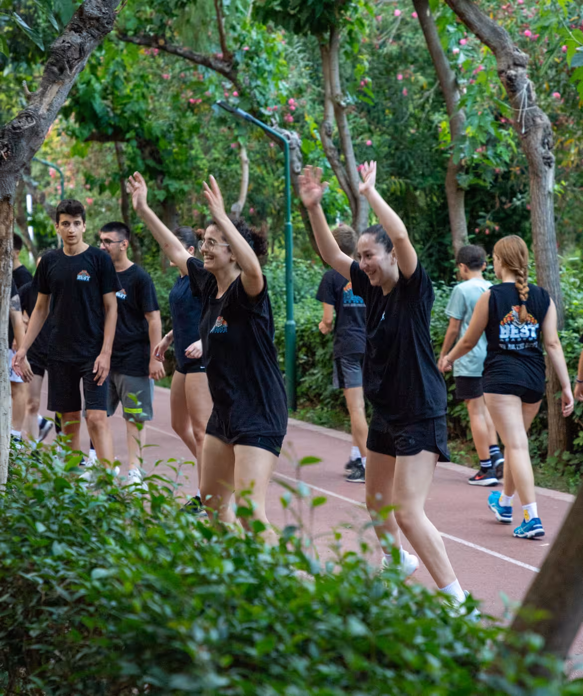 İzmir Best Akademi Besyo Ve Spor Lisesi Hazırlık Kursu — Antrenörlük Hizmetleri, Karabağlar · fotoğraf 1