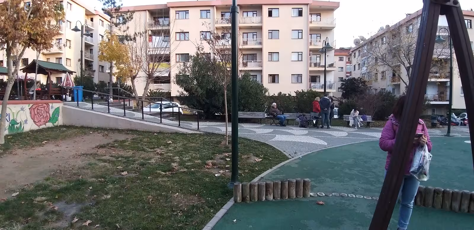 Futbol Sahası — Futbol Sahaları, Üsküdar · fotoğraf 3