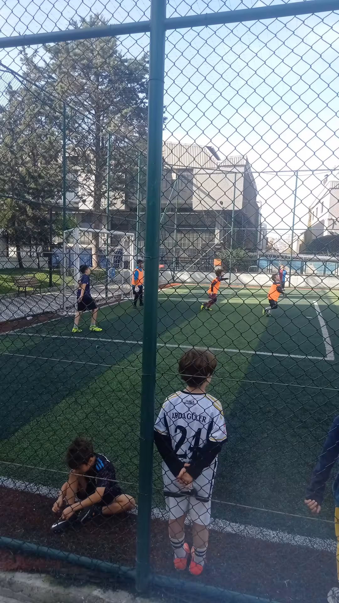 Futbol Sahası — Futbol Sahaları, Bahçelievler · fotoğraf 1