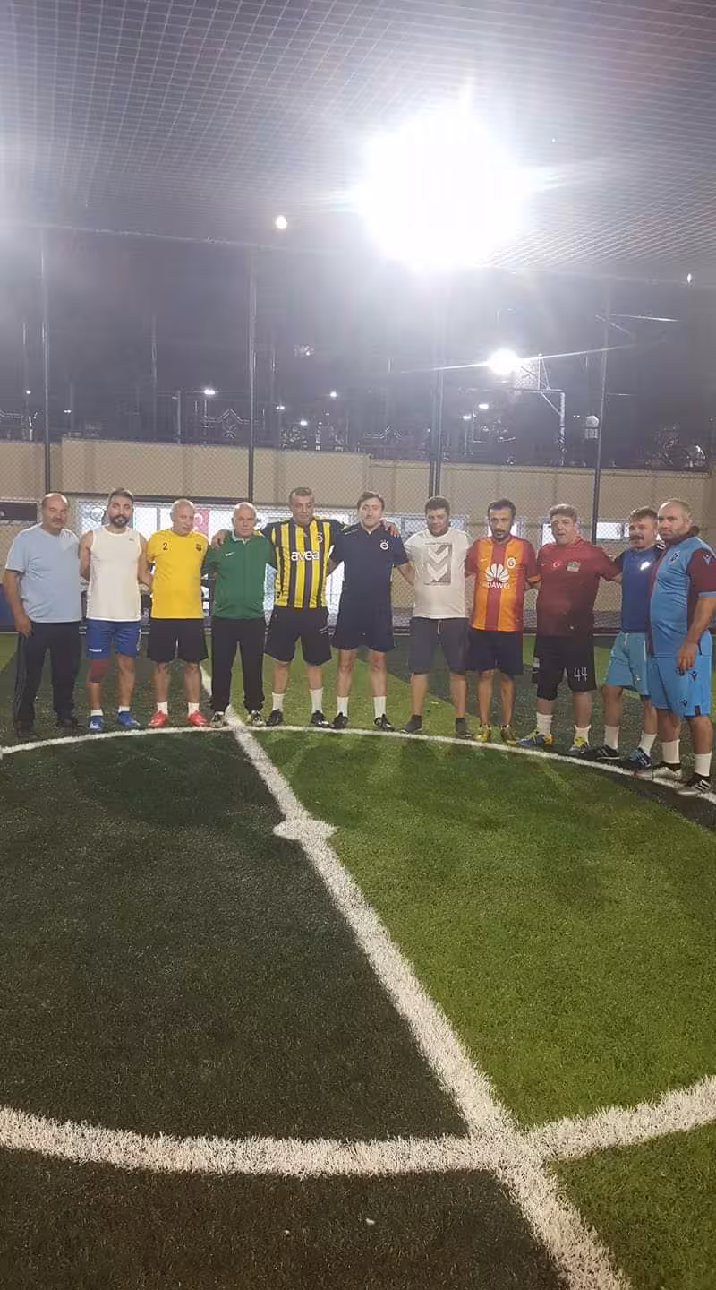 Futbol Sahası — Futbol Sahaları, Bahçelievler · fotoğraf 2
