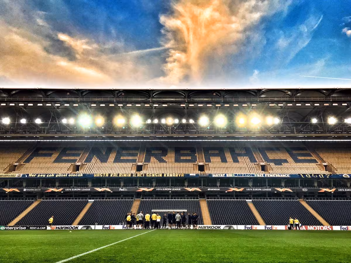 Chobani Stadyumu Fenerbahçe Şükrü Saracoğlu Spor Kompleksi — Futbol Sahaları, Kadıköy · fotoğraf 3
