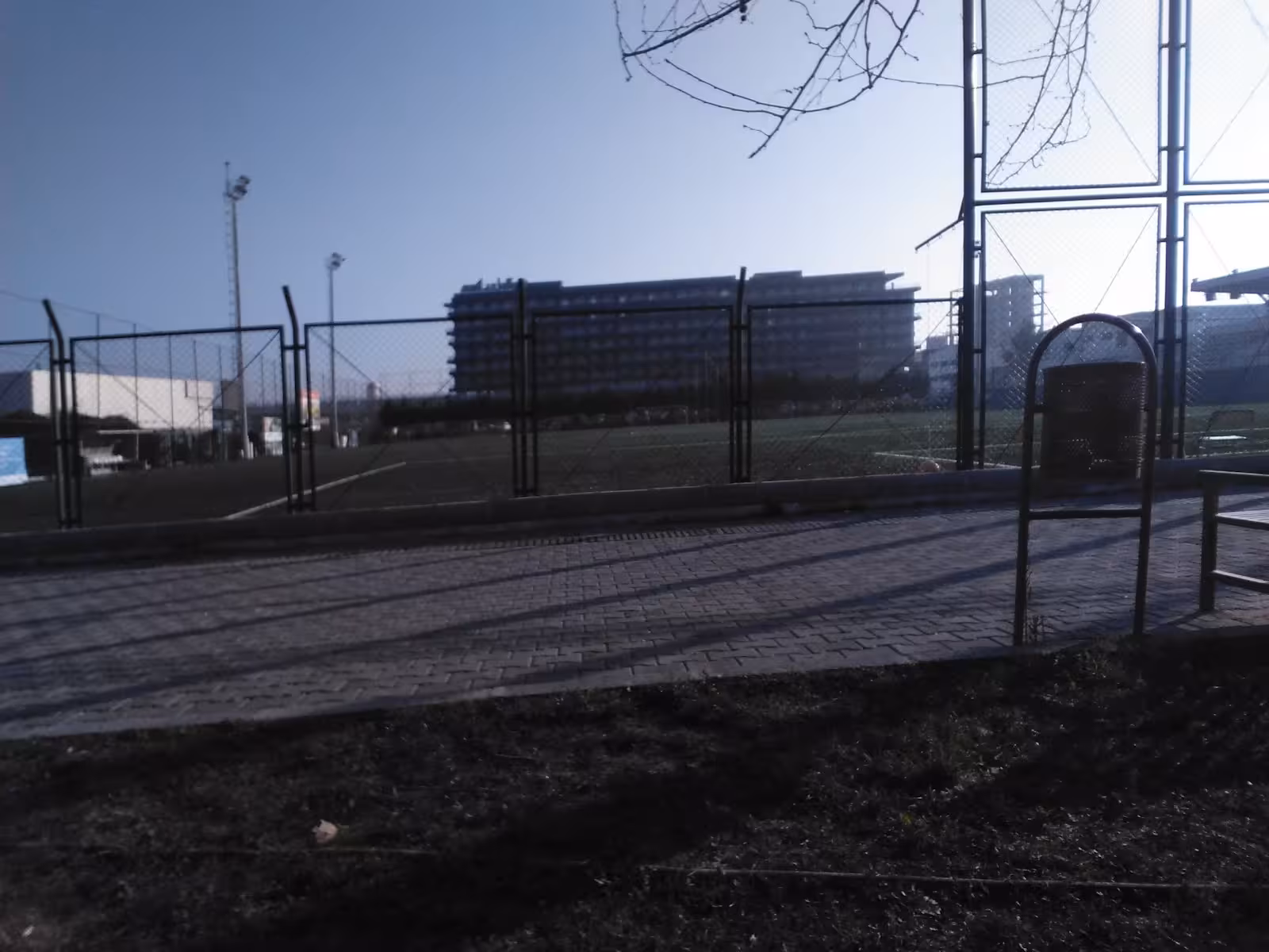 Yusuf Tırpancı Futbol Sahası — Futbol Sahaları, Bornova · fotoğraf 4