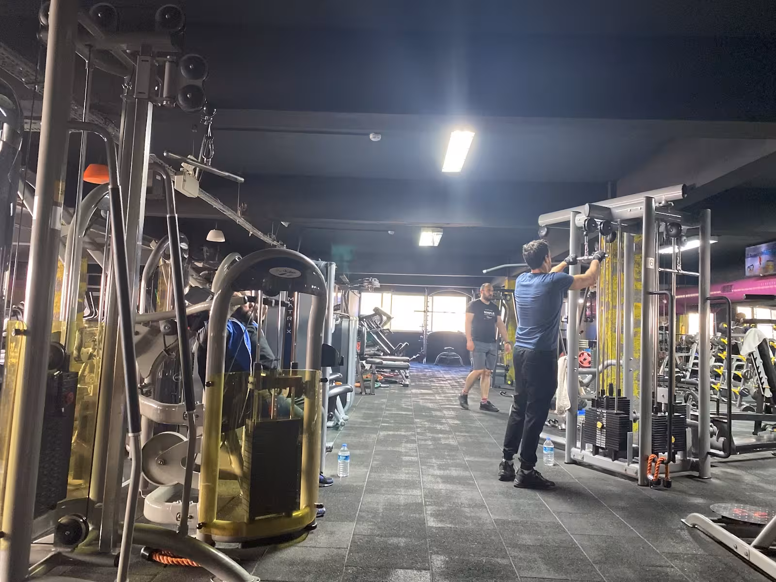Unıted Sports Akademi — Spor Salonları Ve Arenalar, Karabağlar · fotoğraf 2