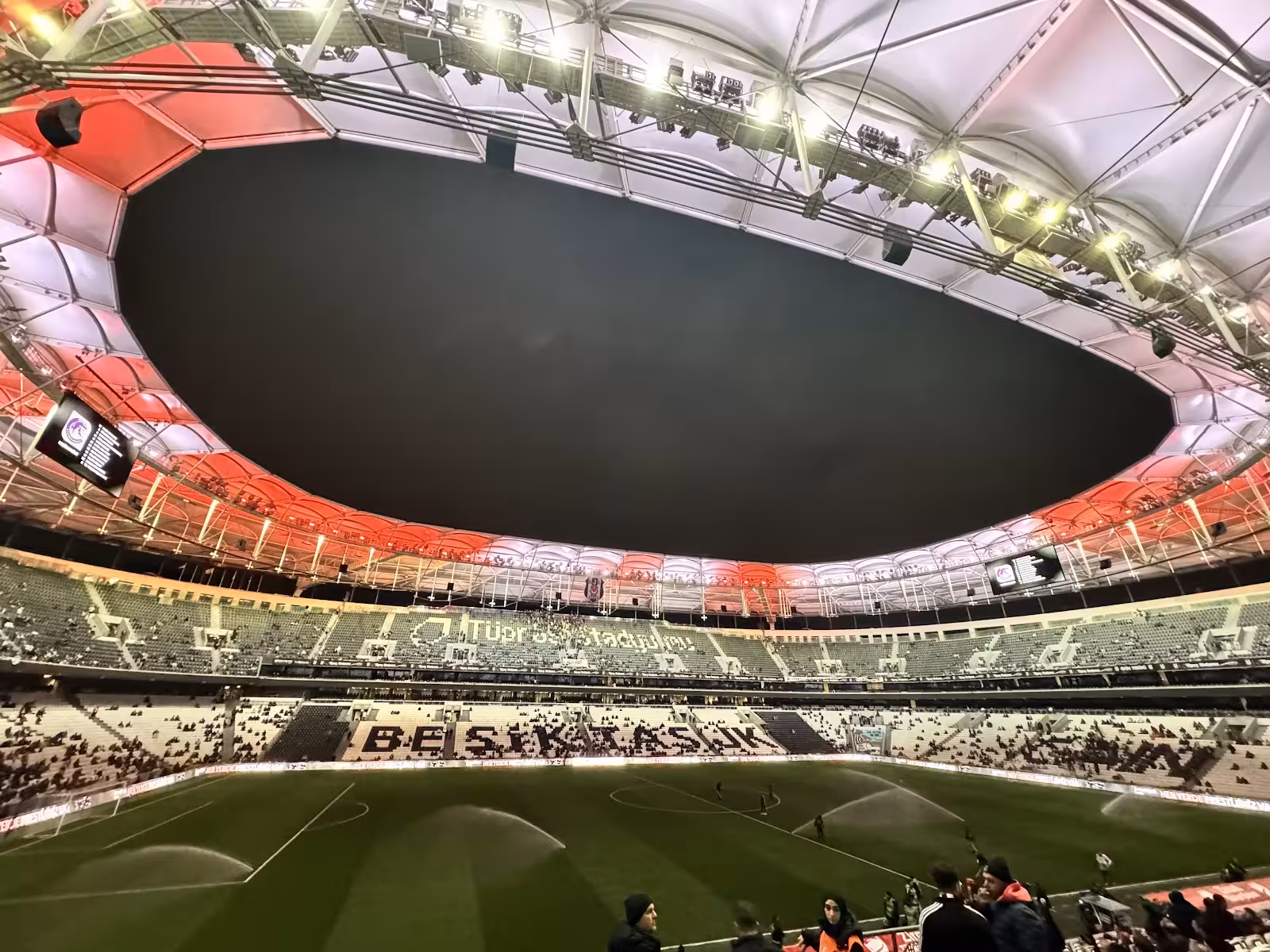 Tüpraş Stadyumu — Stadyumlar, Beşiktaş · fotoğraf 3