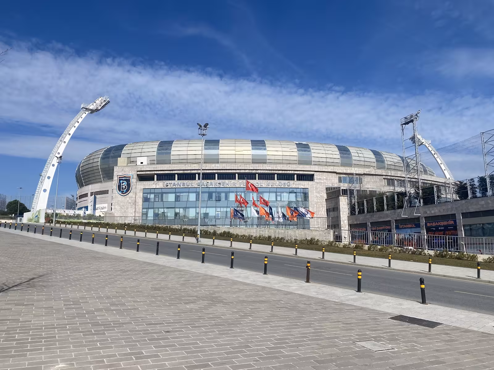 Başakşehir Fatih Terim Stadyumu — Stadyumlar · fotoğraf 4