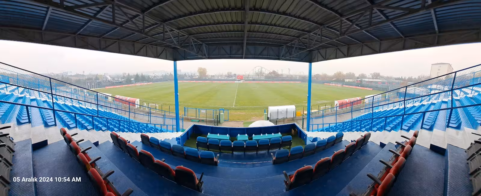 Ankara Demirspor Stadı — Stadyumlar, Yenimahalle · fotoğraf 2