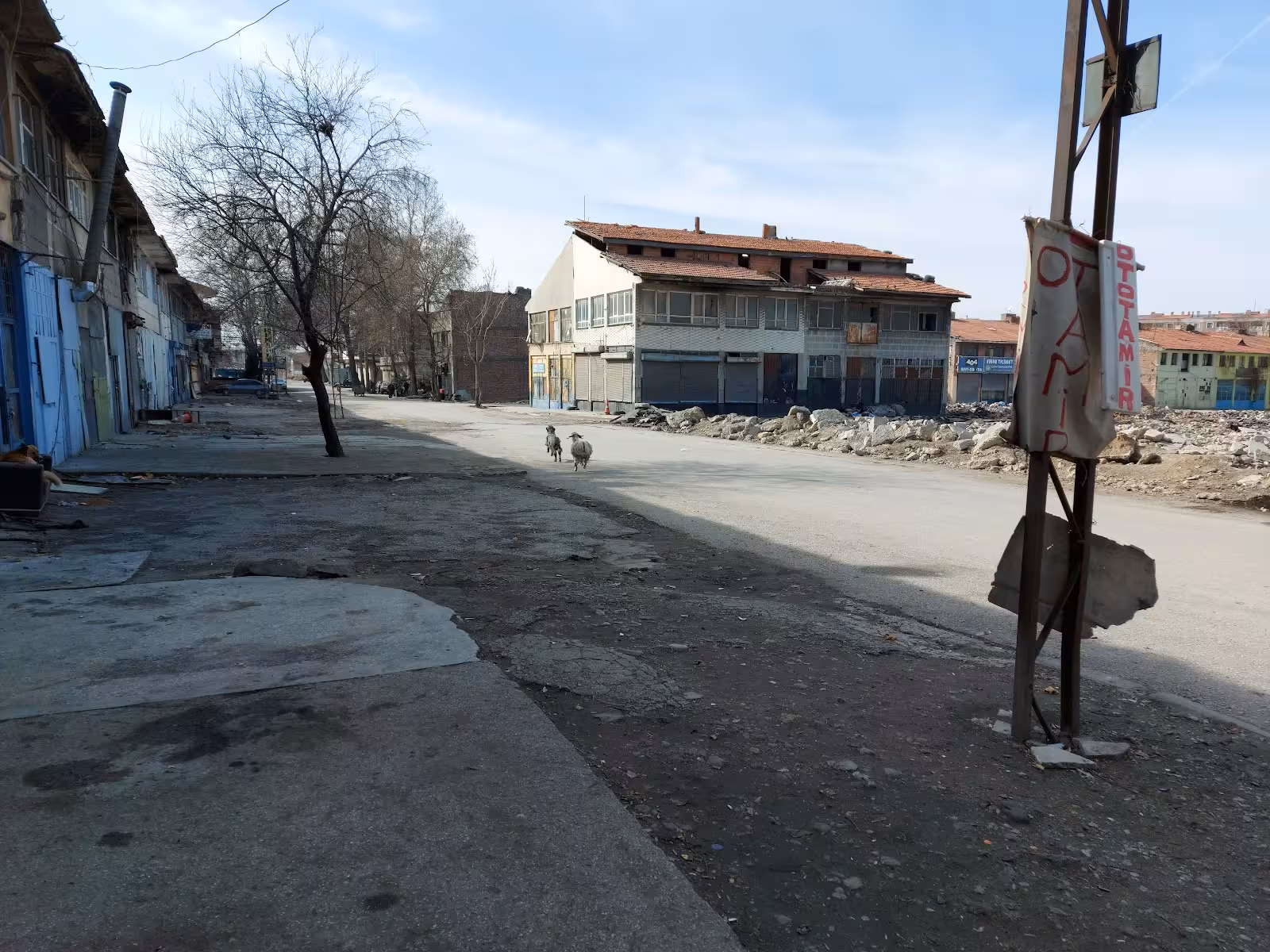 Ata Sanayi Sitesi — Sanayi Siteleri, Altındağ · fotoğraf 3