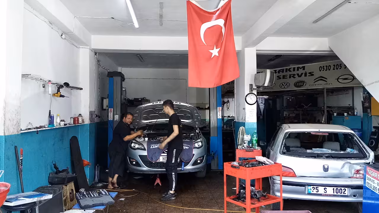 3. Sanayi Sitesi — Sanayi Siteleri, Bornova · fotoğraf 4