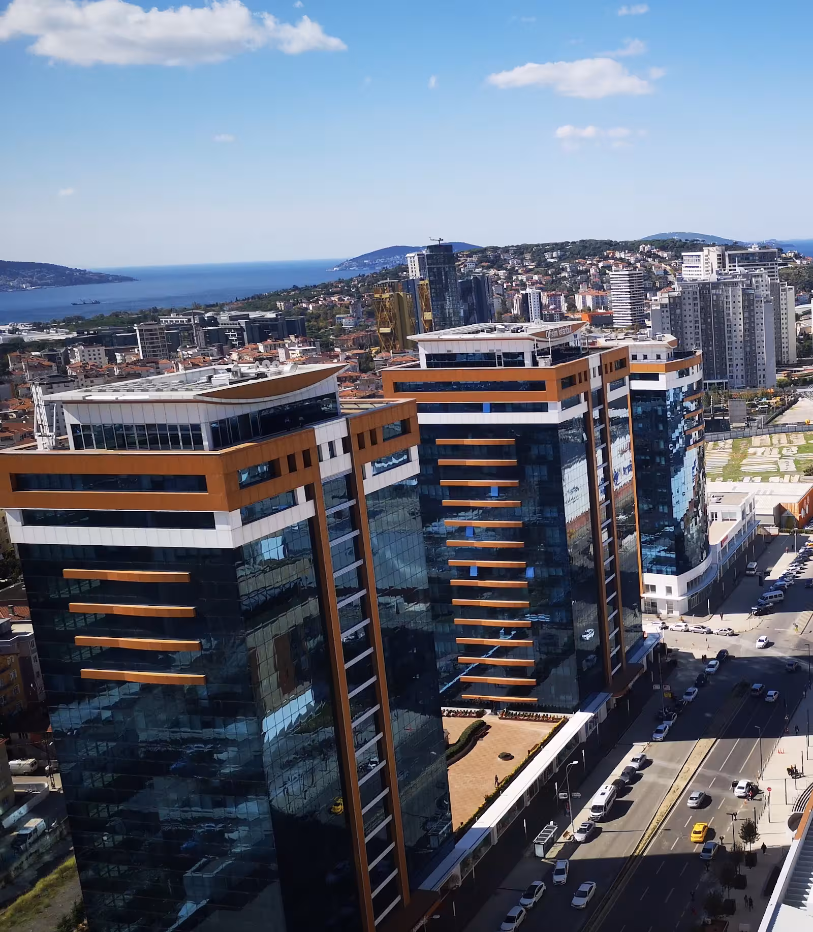Ofisim İstanbul İş Merkezi Yöneticiliği — Ofis Ve İş Merkezleri, Maltepe · fotoğraf 1