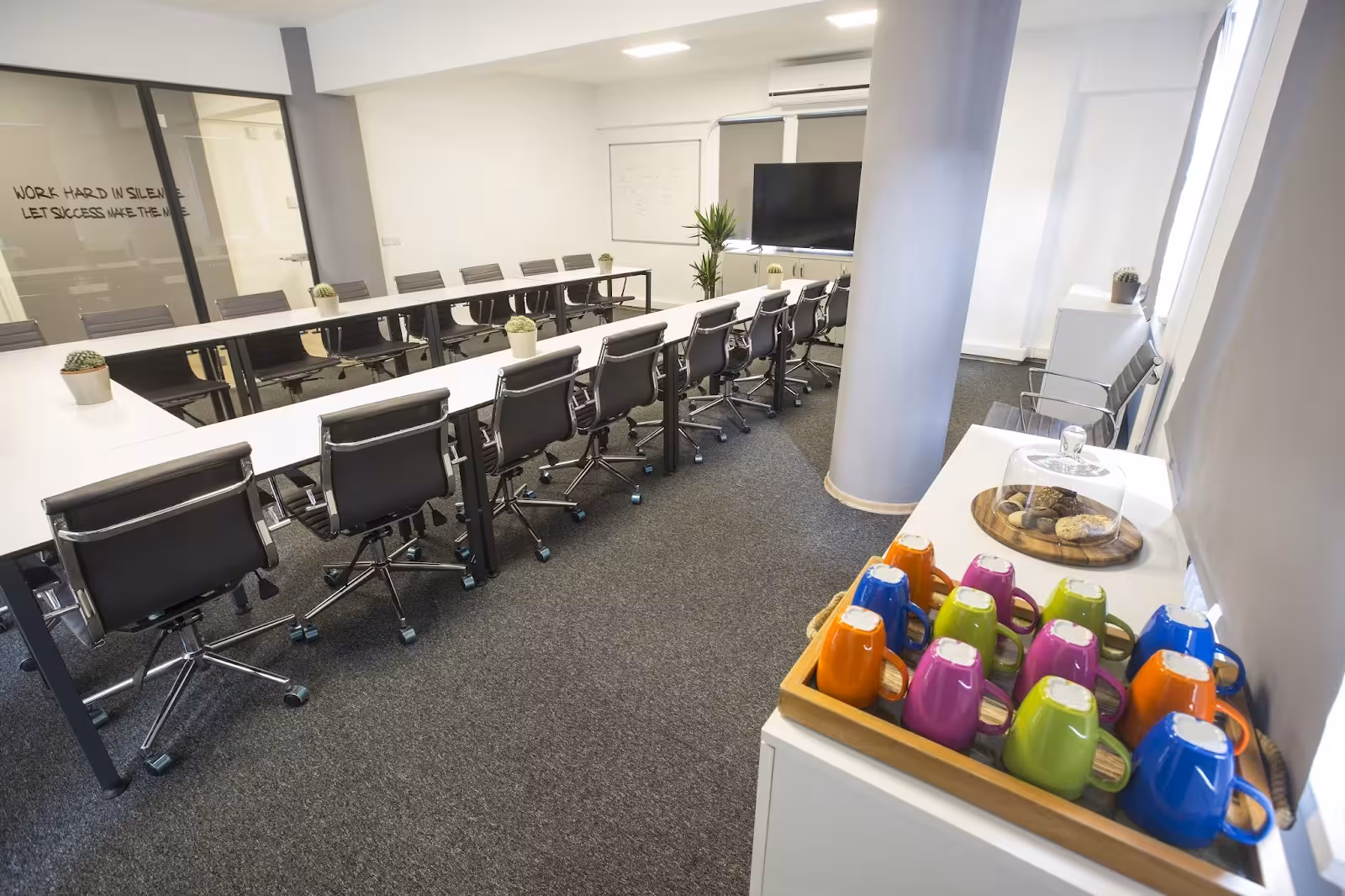 Levent Ofis Sanal &Hazır Ofis &Toplantı Odası — Ofis Ve İş Merkezleri, Kağıthane · fotoğraf 1