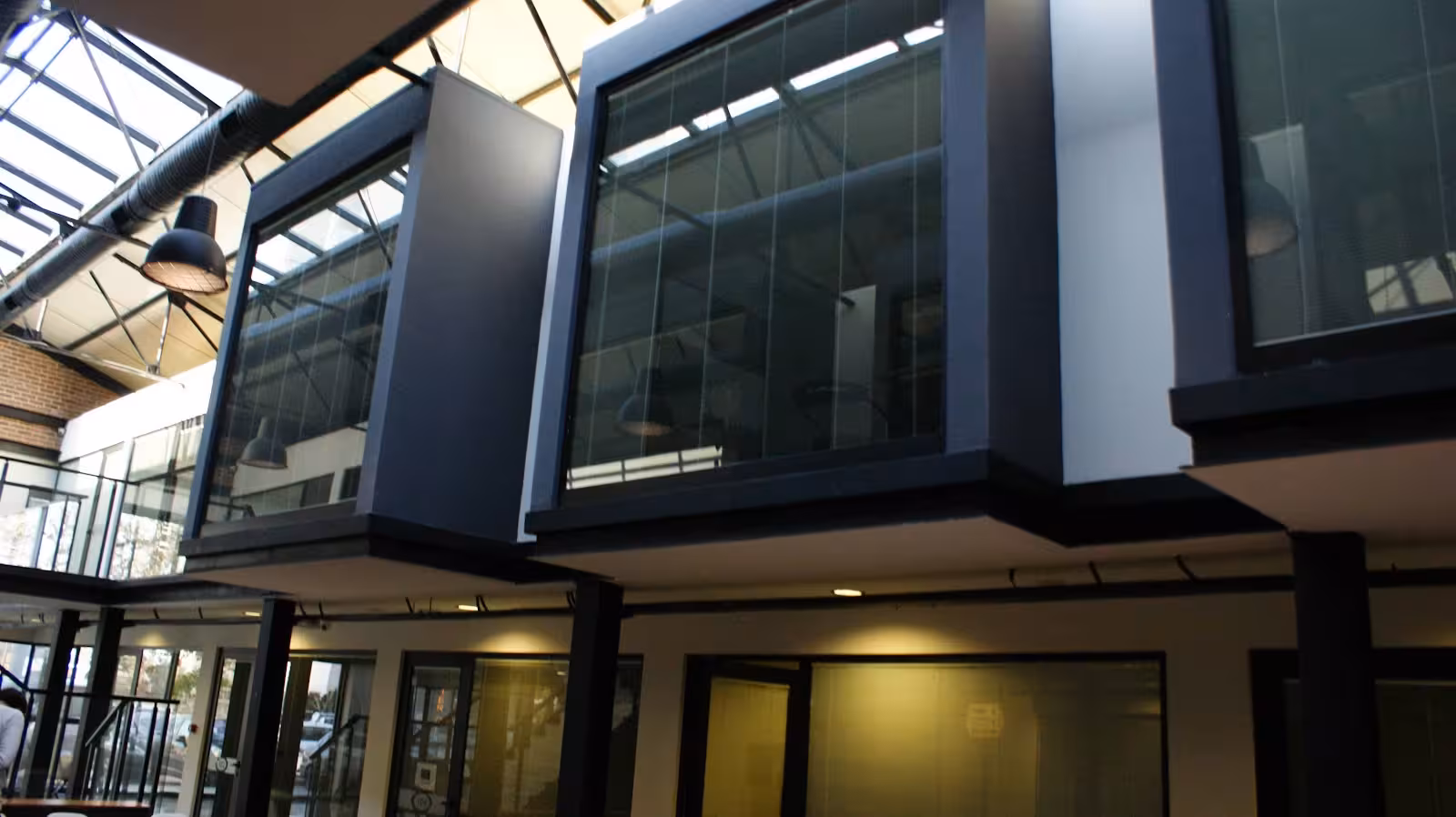 Center Office | İzmir Sanal Ofis, Hazır Ofis ve Toplantı Odası Kiralama — Ofis Ve İş Merkezleri, Bayraklı · fotoğraf 4