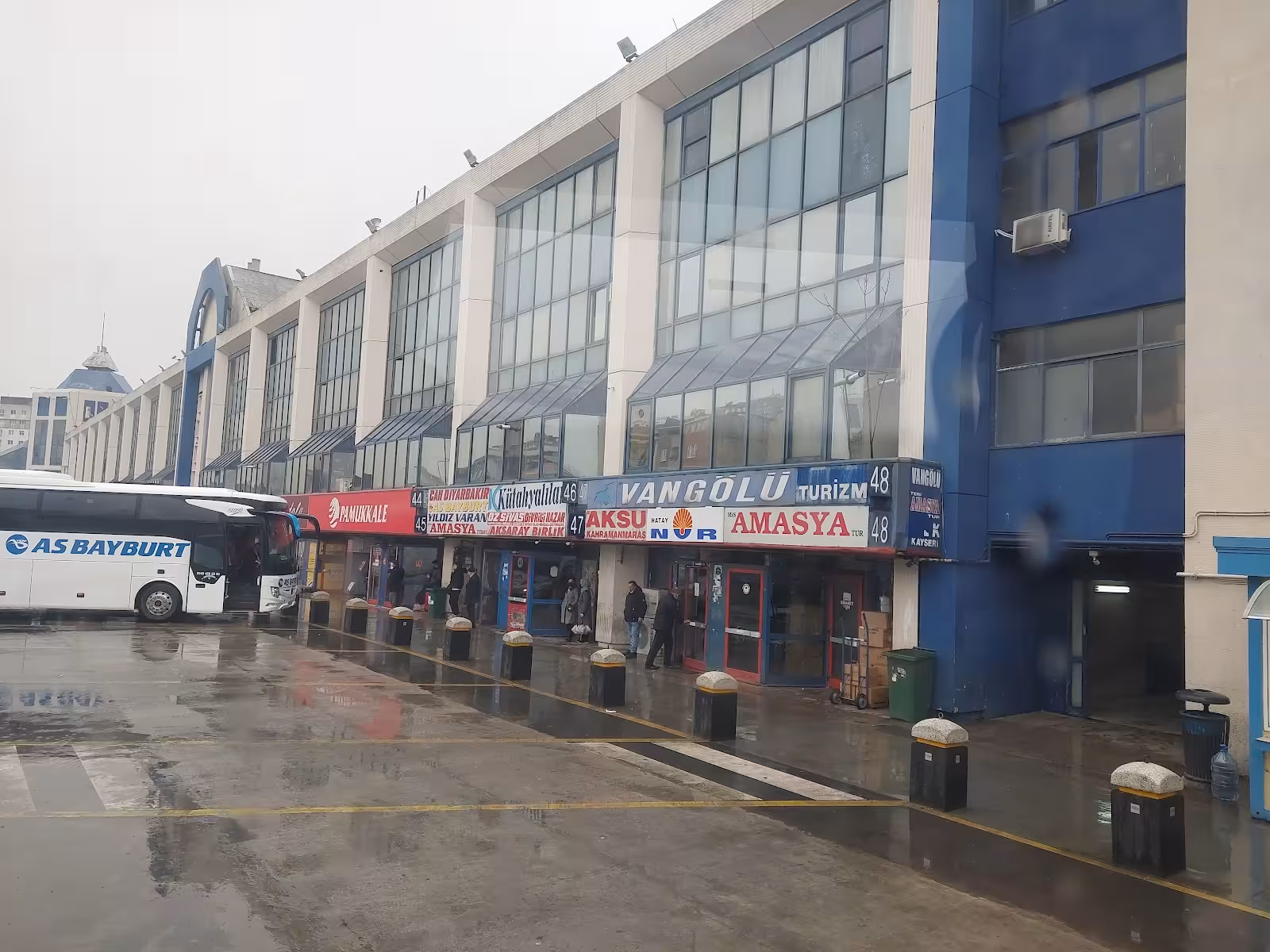Esenler Otogarı — Otobüs Terminalleri · fotoğraf 3