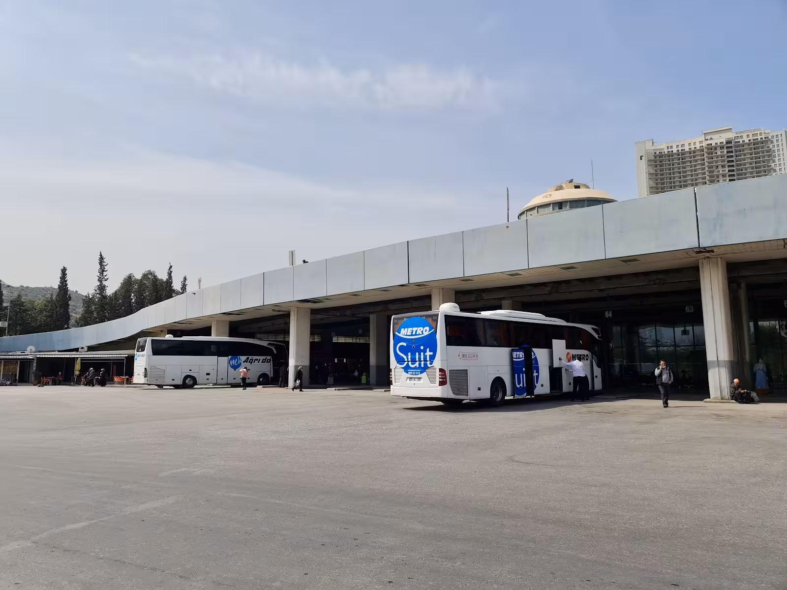 İZOTAŞ (İzmir Otobüs ve Terminal İşletmeleri A.Ş.) — Otobüs Terminalleri, Konak · fotoğraf 3