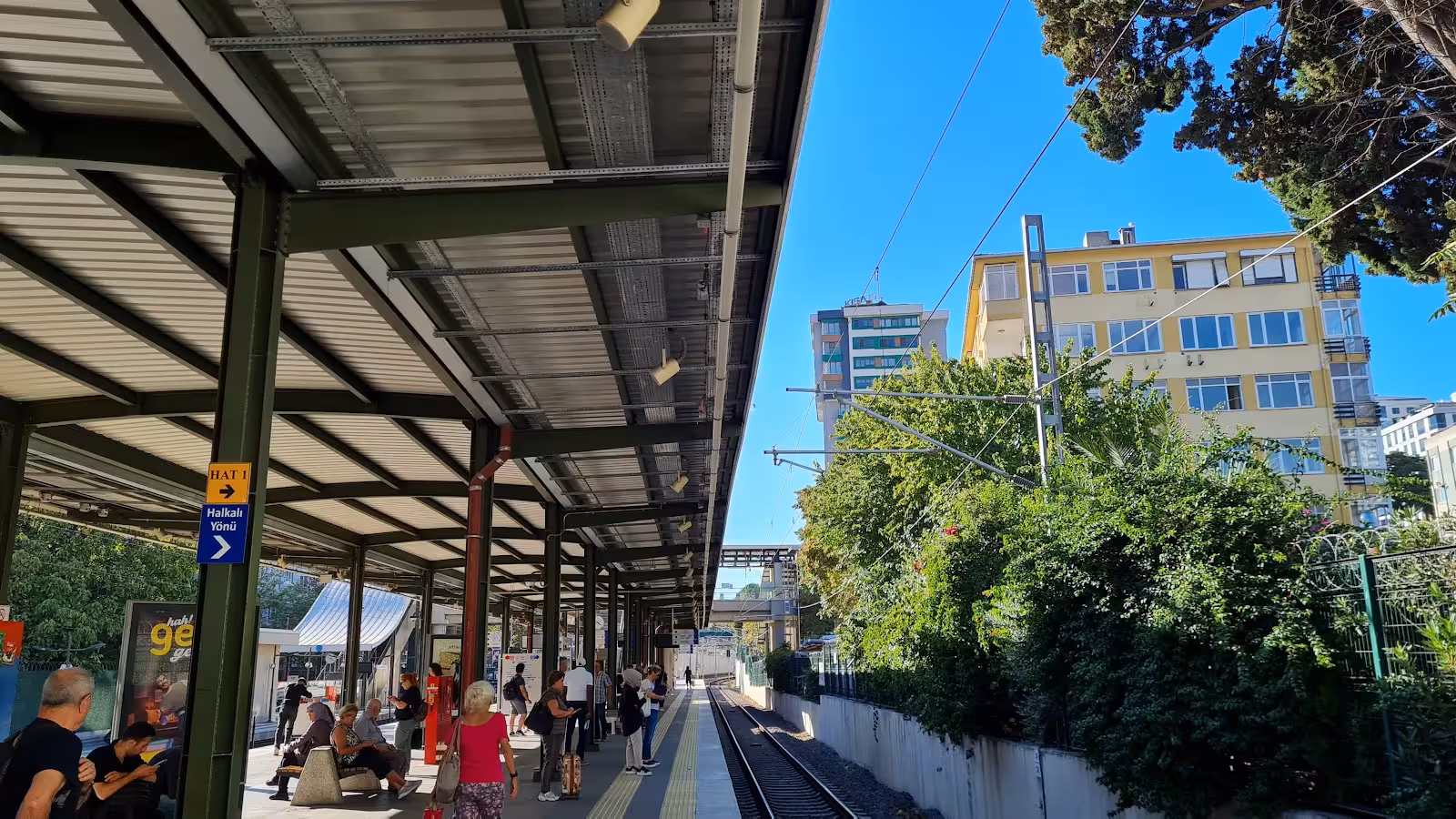 Bostancı — Tren İstasyonları, Kadıköy · fotoğraf 2