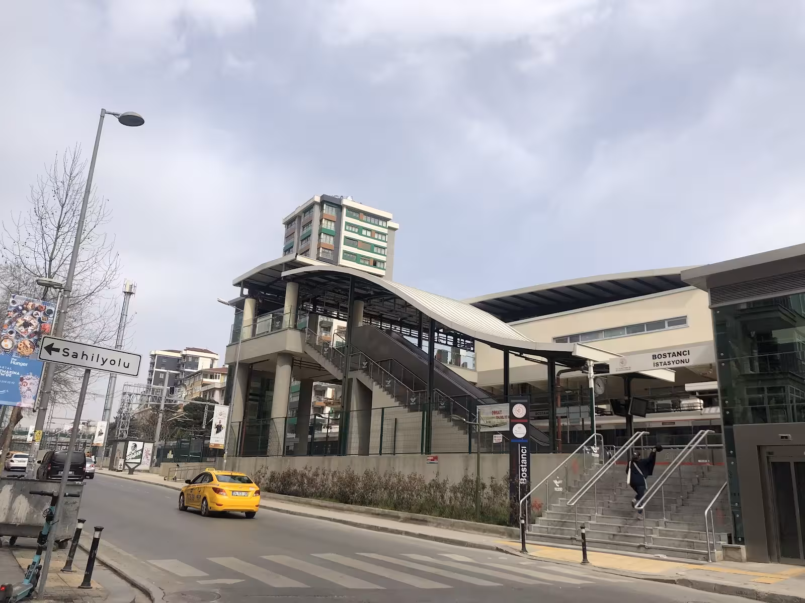 Bostancı — Tren İstasyonları, Kadıköy · fotoğraf 5