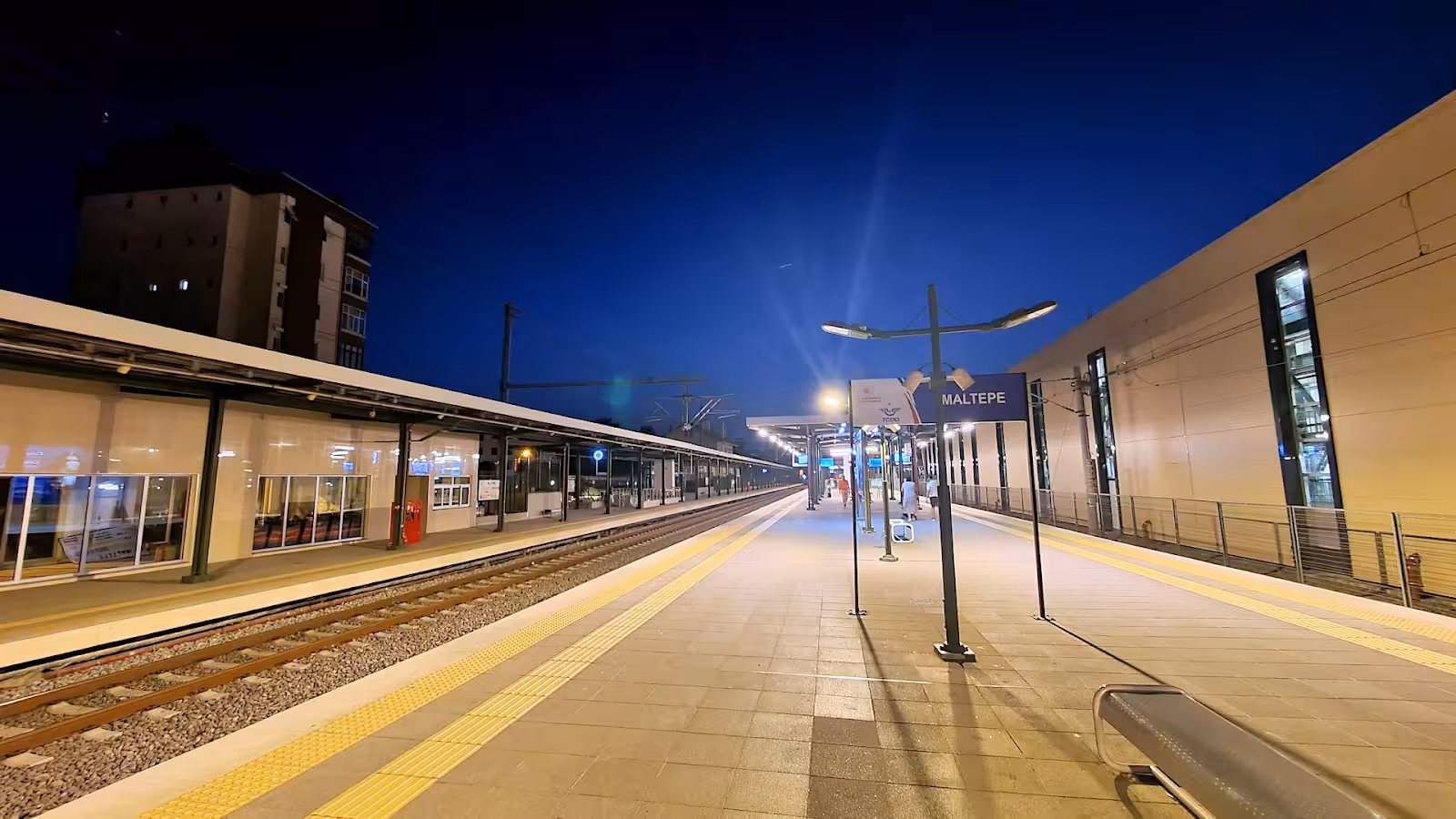 Maltepe — Tren İstasyonları, Maltepe · fotoğraf 2