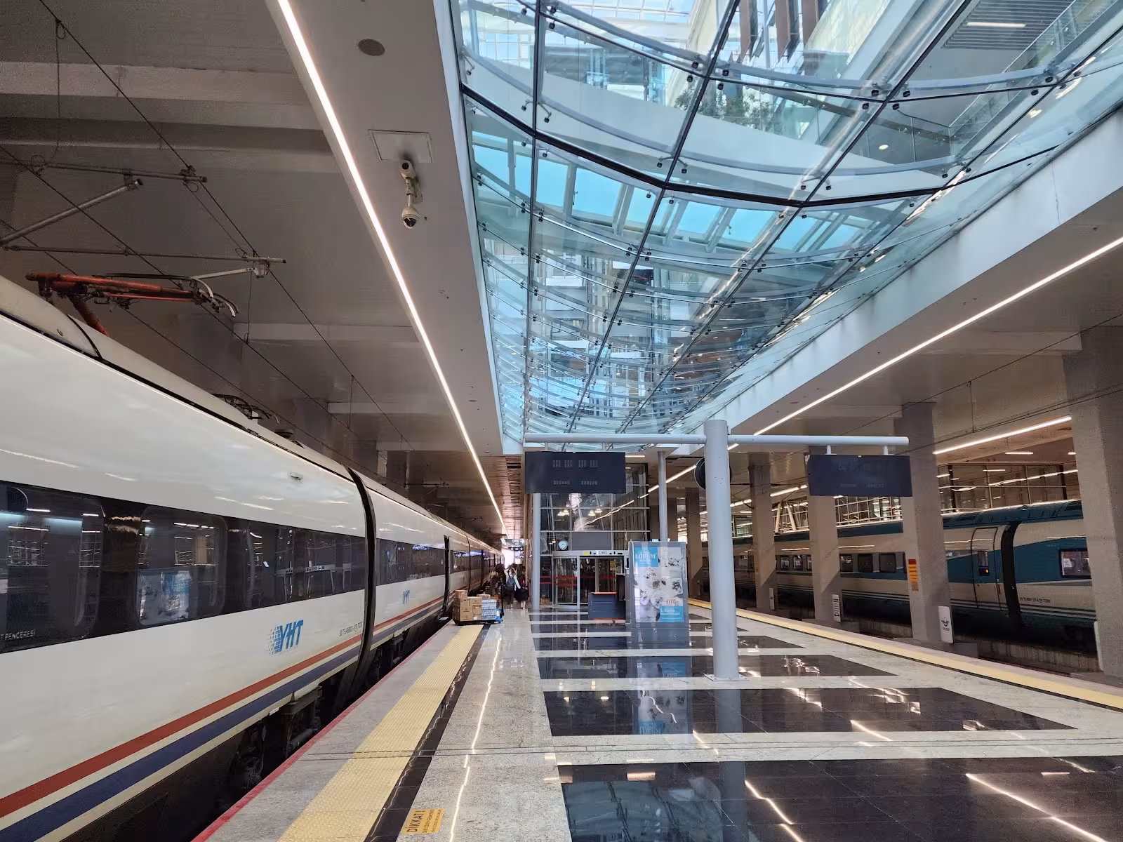 Ankara — Tren İstasyonları · fotoğraf 4