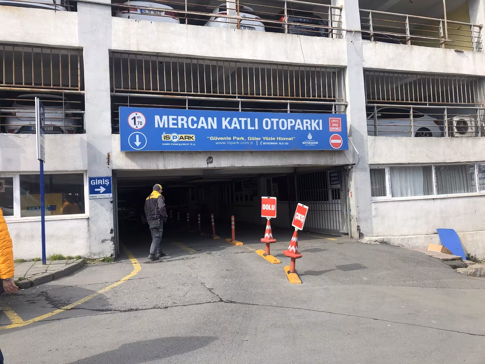 İSPARK Mercan Açık Otoparkı — Otoparklar, Fatih · fotoğraf 2