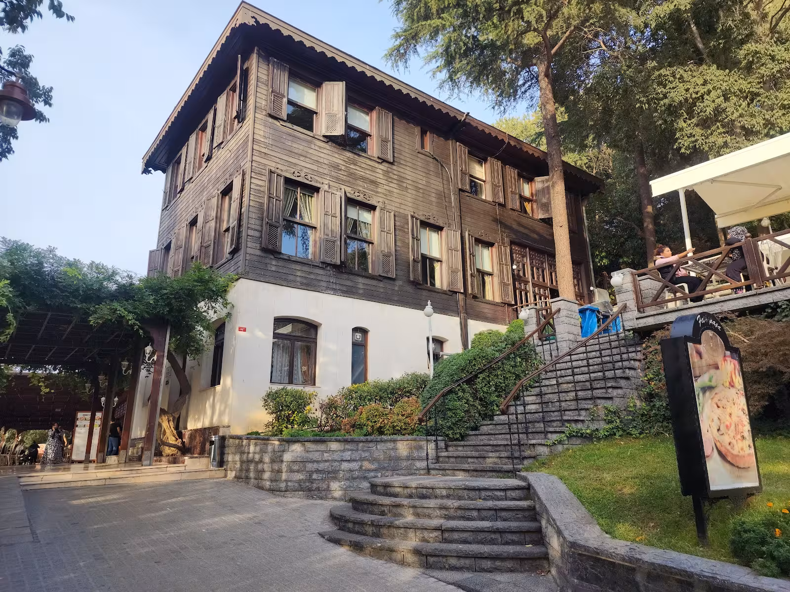 İBB Fethipaşa Sosyal Tesisi — Dinlenme Tesisleri, Üsküdar · fotoğraf 4