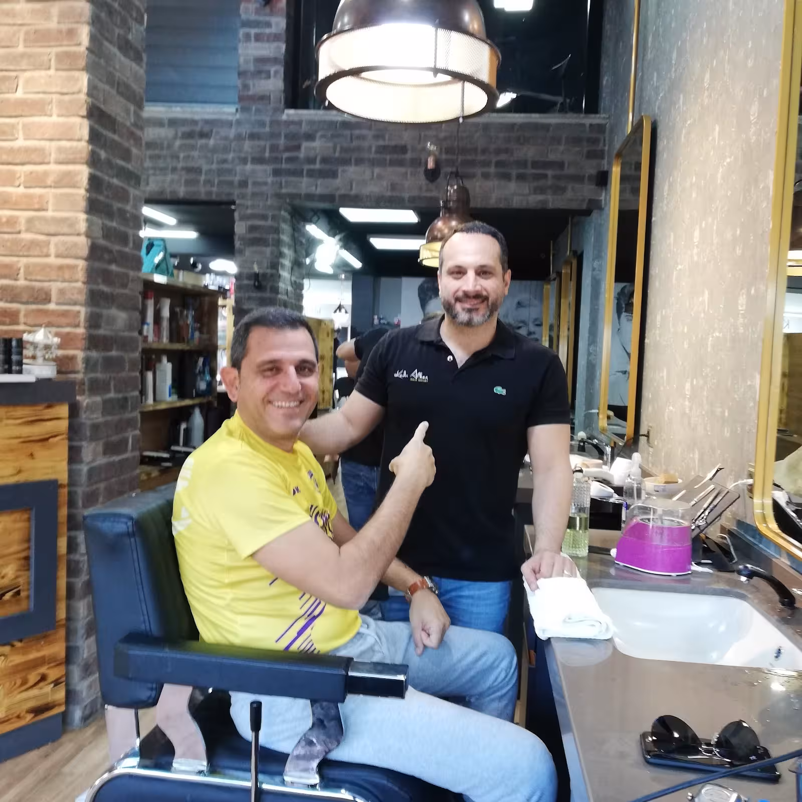 Erkek ve Kadın Kuaförü Kadir Alkan Hair Artist İzmir — Berberler, Karabağlar · fotoğraf 2