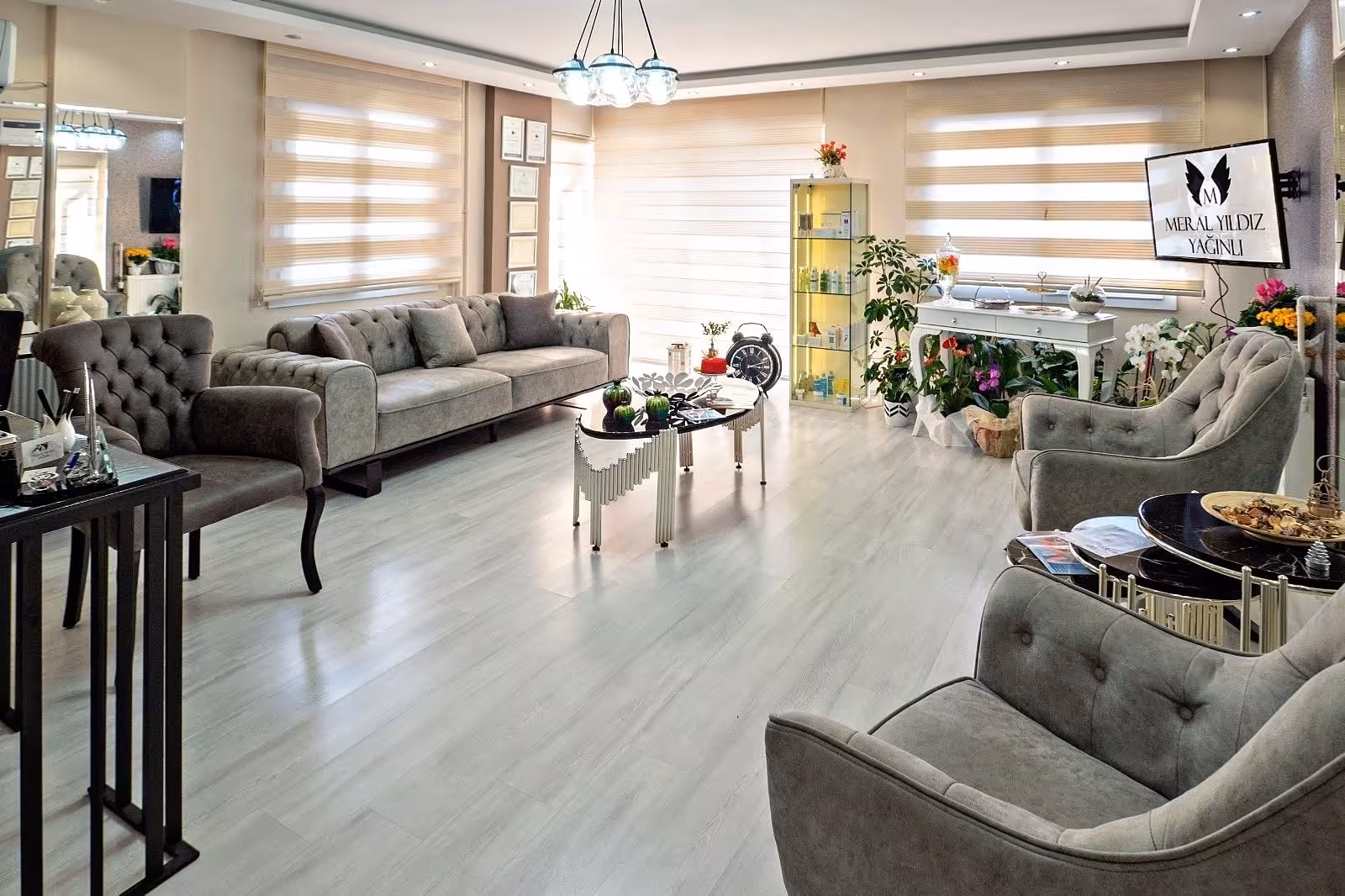 MAY MERAL YAĞINLI BEAUTY HOUSE | izmir epilasyon | zayıflama | cilt bakımı / izmir lazer epilasyon | iğneli epilasyon | — Güzellik Salonları, Konak · fotoğraf 2