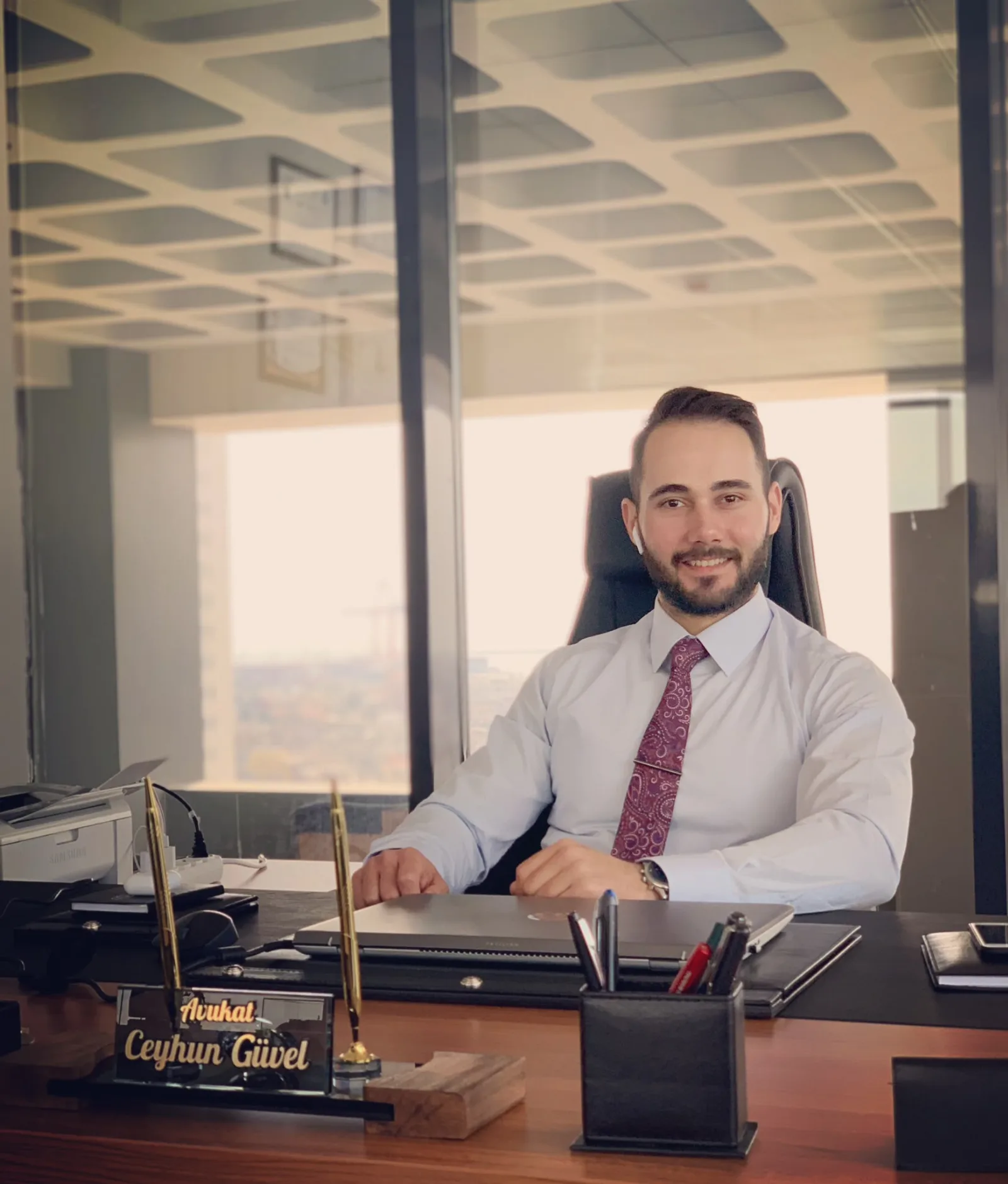 Avukat Arabulucu Ceyhun Güvel — Avukatlar ve Hukuk Büroları, Akdeniz · fotoğraf 1