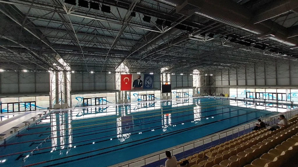 İTÜ Olimpik Yüzme Havuzu — Yüzme Havuzları, Sarıyer · fotoğraf 1