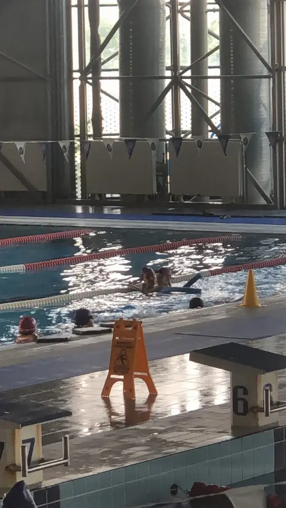İTÜ Olimpik Yüzme Havuzu — Yüzme Havuzları, Sarıyer · fotoğraf 3