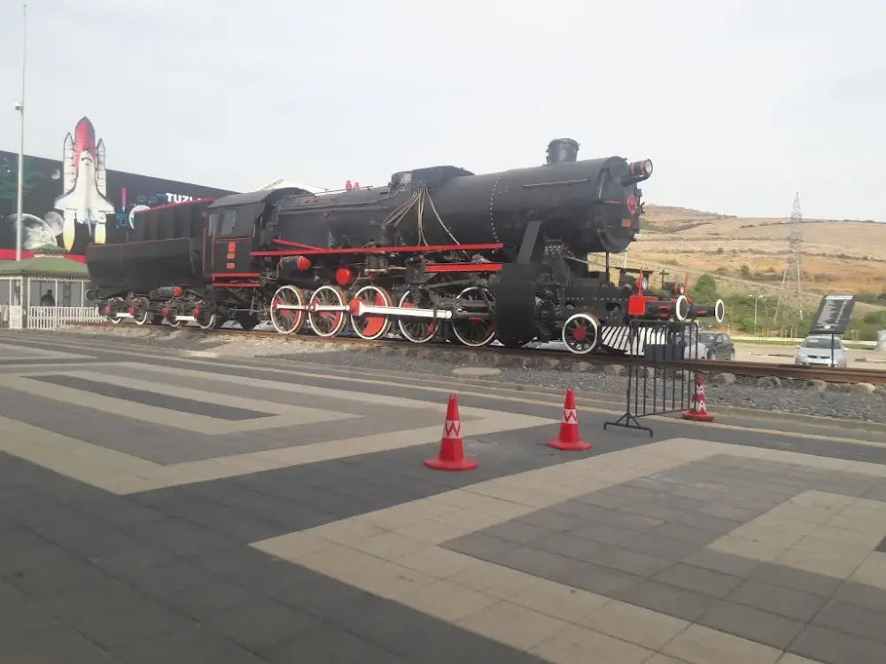 Şelale Park Bay ve Bayan Yüzme Havuzu — Yüzme Havuzları, Tuzla · fotoğraf 2