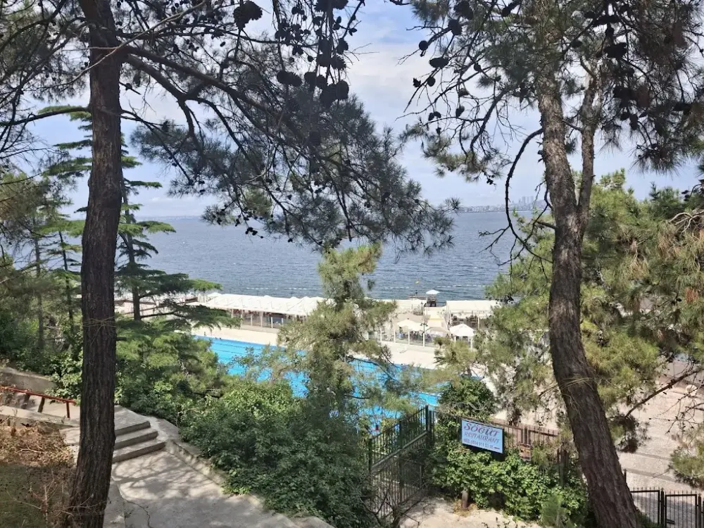 Kınalıada Su Sporları Kulübü — Yüzme Havuzları, Adalar · fotoğraf 3