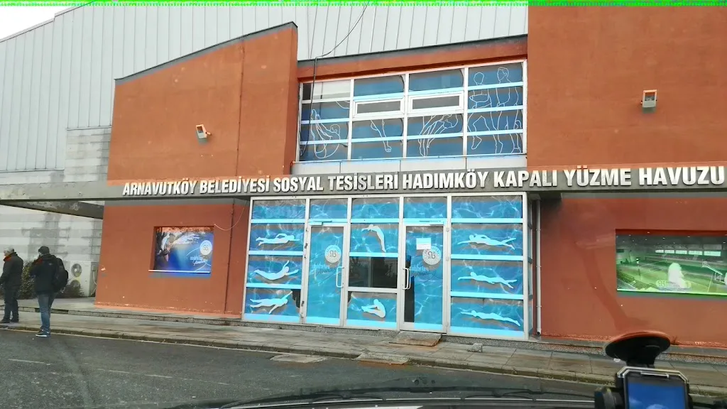 Hadımköy Spor Kompleksi — Yüzme Havuzları, Arnavutköy · fotoğraf 1