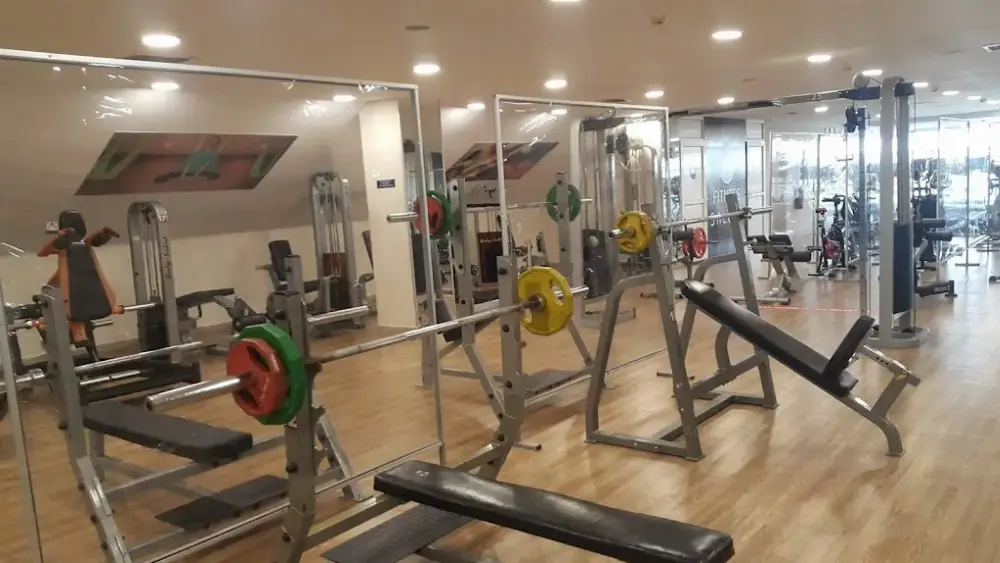 Hadımköy Spor Kompleksi — Yüzme Havuzları, Arnavutköy · fotoğraf 3