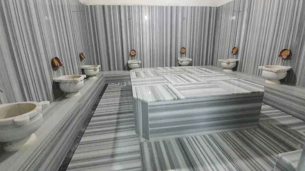 Arnavutköy Hamam — Yüzme Havuzları, Arnavutköy · fotoğraf 1
