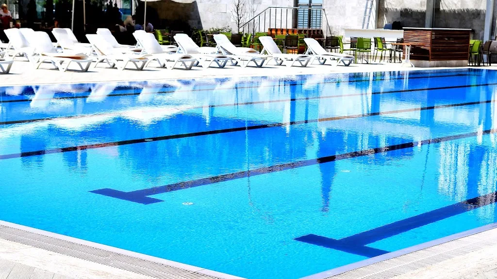 Let's Club Spor Merkezi — Yüzme Havuzları, Ataşehir · fotoğraf 1