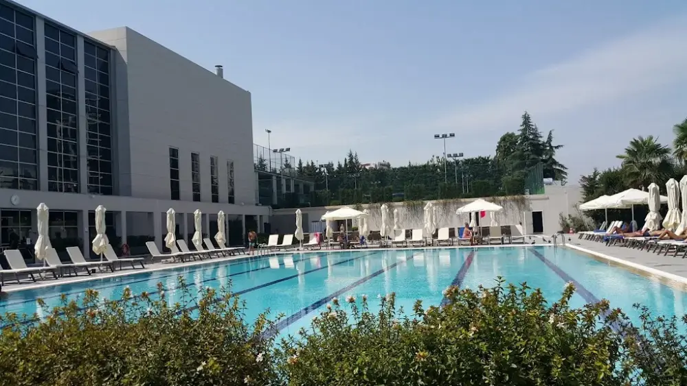 Shape Club Ataşehir — Yüzme Havuzları, Ataşehir · fotoğraf 3