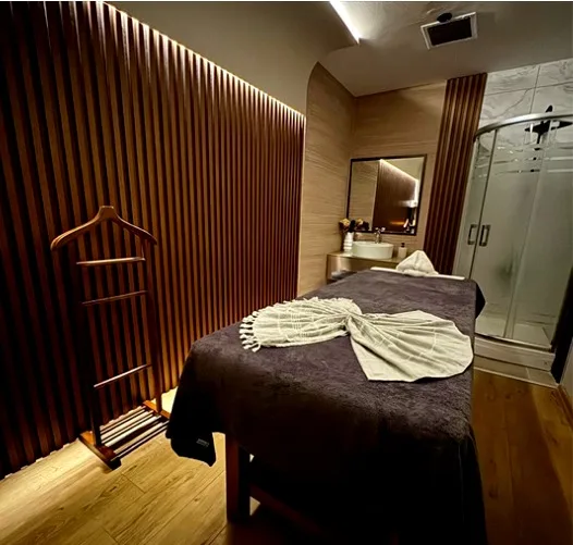 FS Prime - Ataşehir Ümraniye Masaj Spa & Hamam Sauna Havuz | Anadolu Yakası Masaj — Yüzme Havuzları, Ümraniye · fotoğraf 1