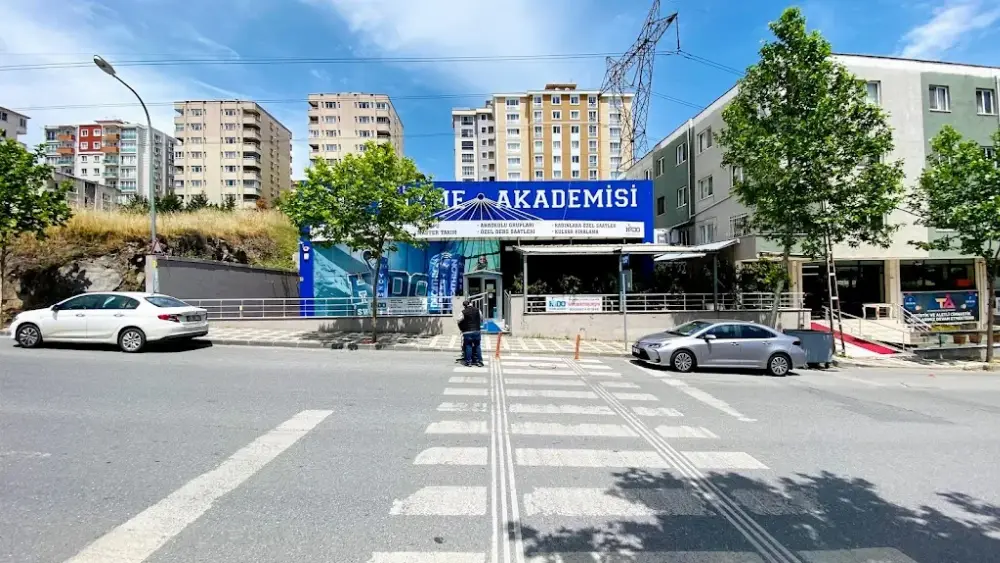 Pasifik Su Sporları Kulübü — Yüzme Havuzları, Ümraniye · fotoğraf 4