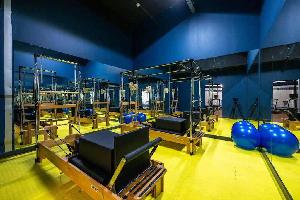 Giorno Felice Masaj Spa & Gym Ümraniye / Ataşehir — Yüzme Havuzları, Ataşehir · fotoğraf 1