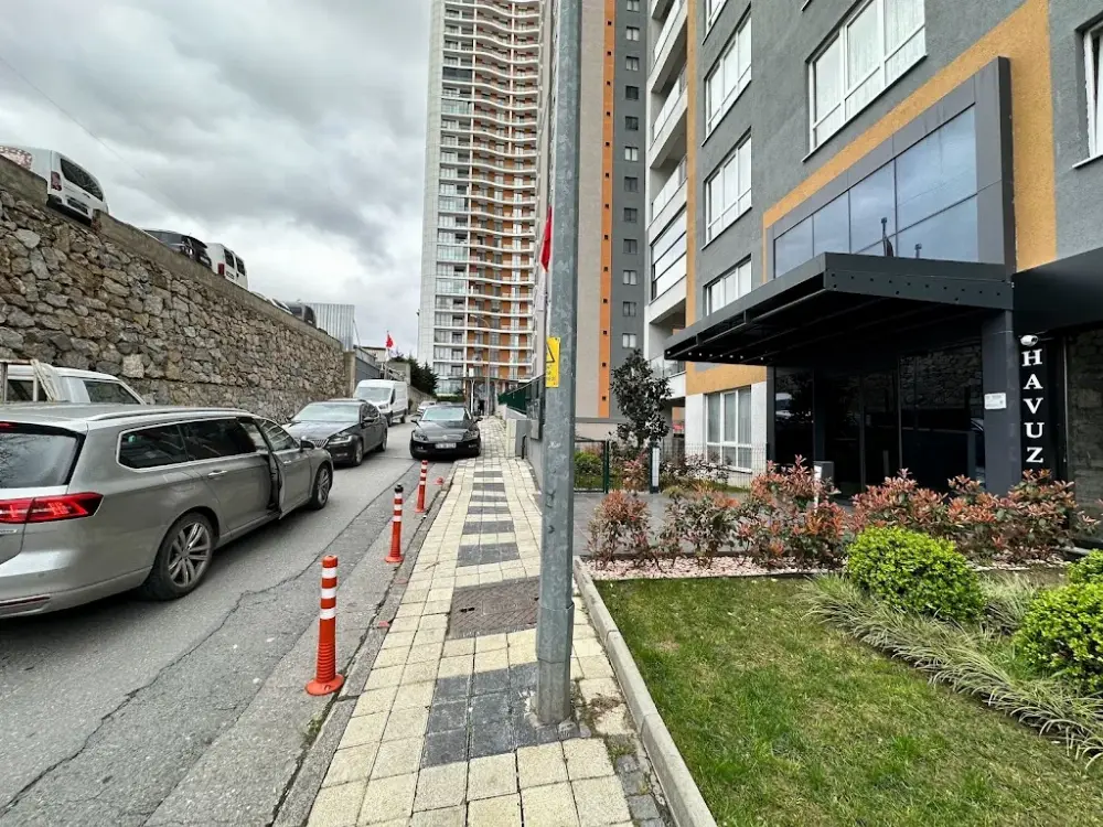 Giorno Felice Masaj Spa & Gym Ümraniye / Ataşehir — Yüzme Havuzları, Ataşehir · fotoğraf 3